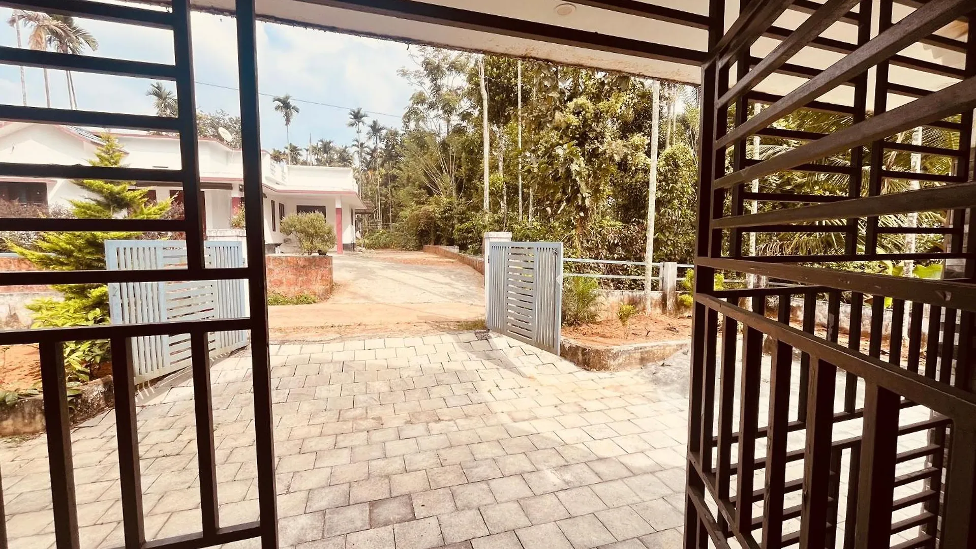 Сasa de vacaciones Nilaavu Homes - The Staycation At Wayanad Panamaram India