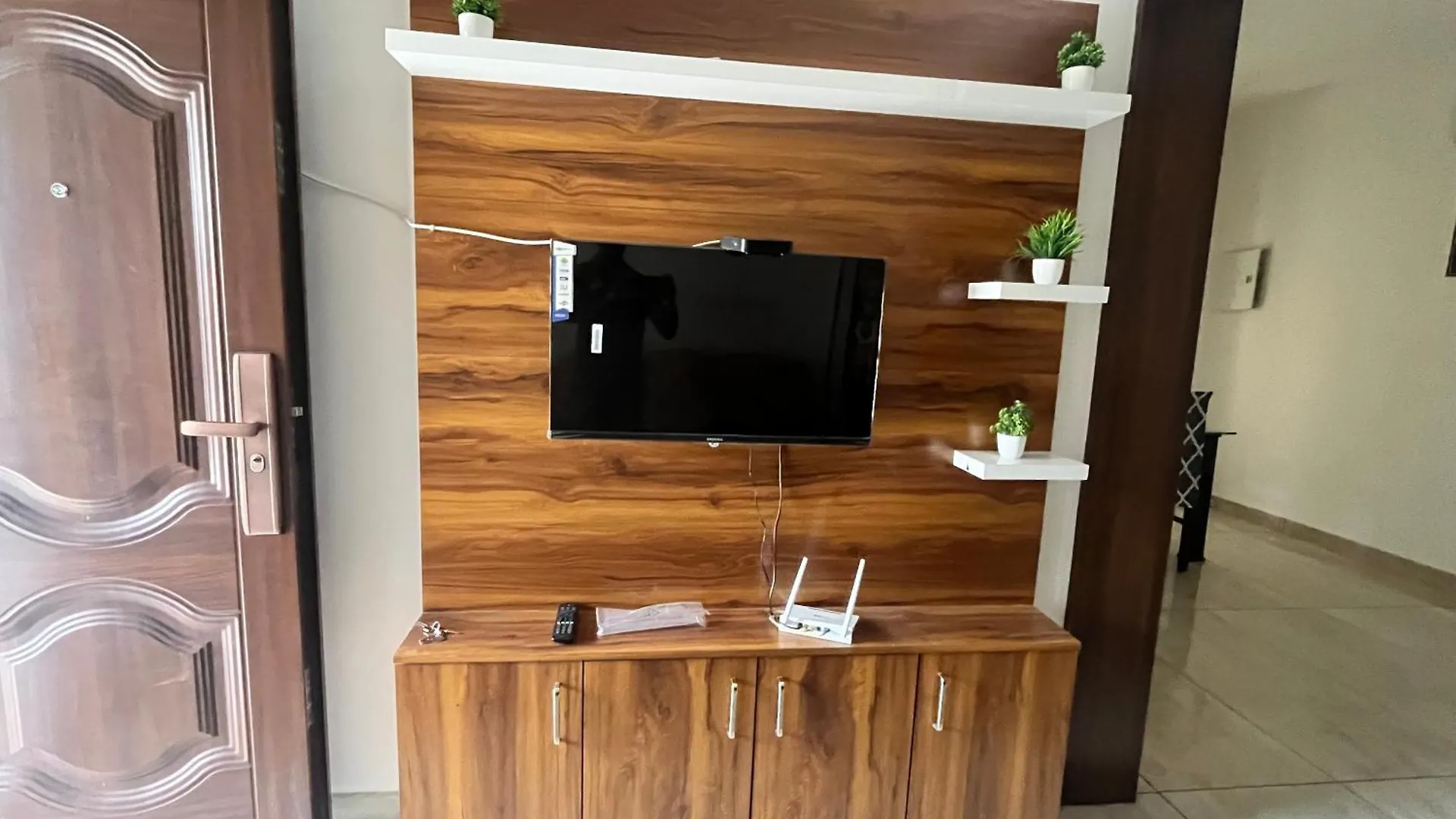 Nilaavu Homes - The Staycation At Wayanad Panamaram 0*,