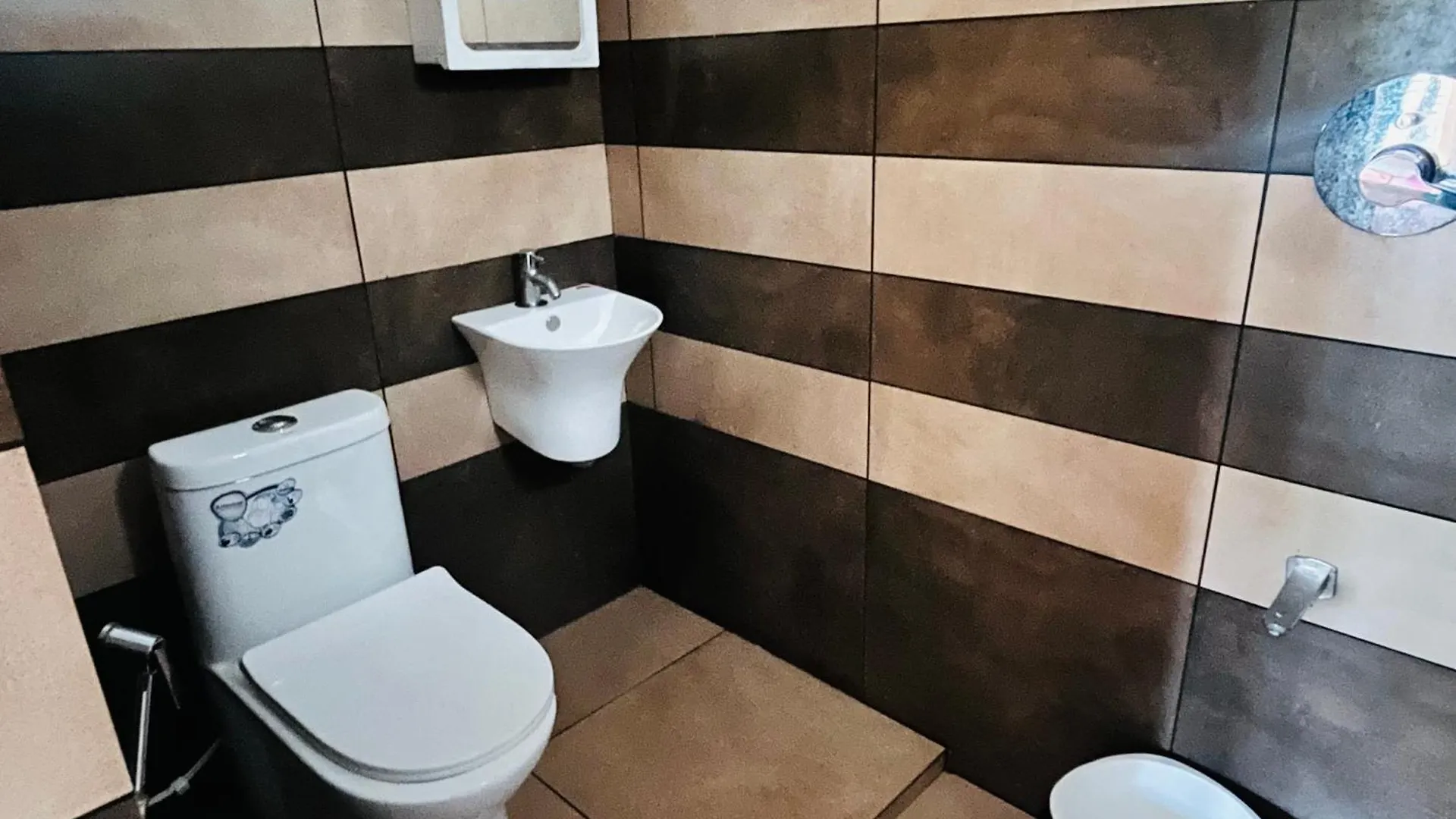 Nilaavu Homes - The Staycation At Wayanad Panamaram 0*,  India